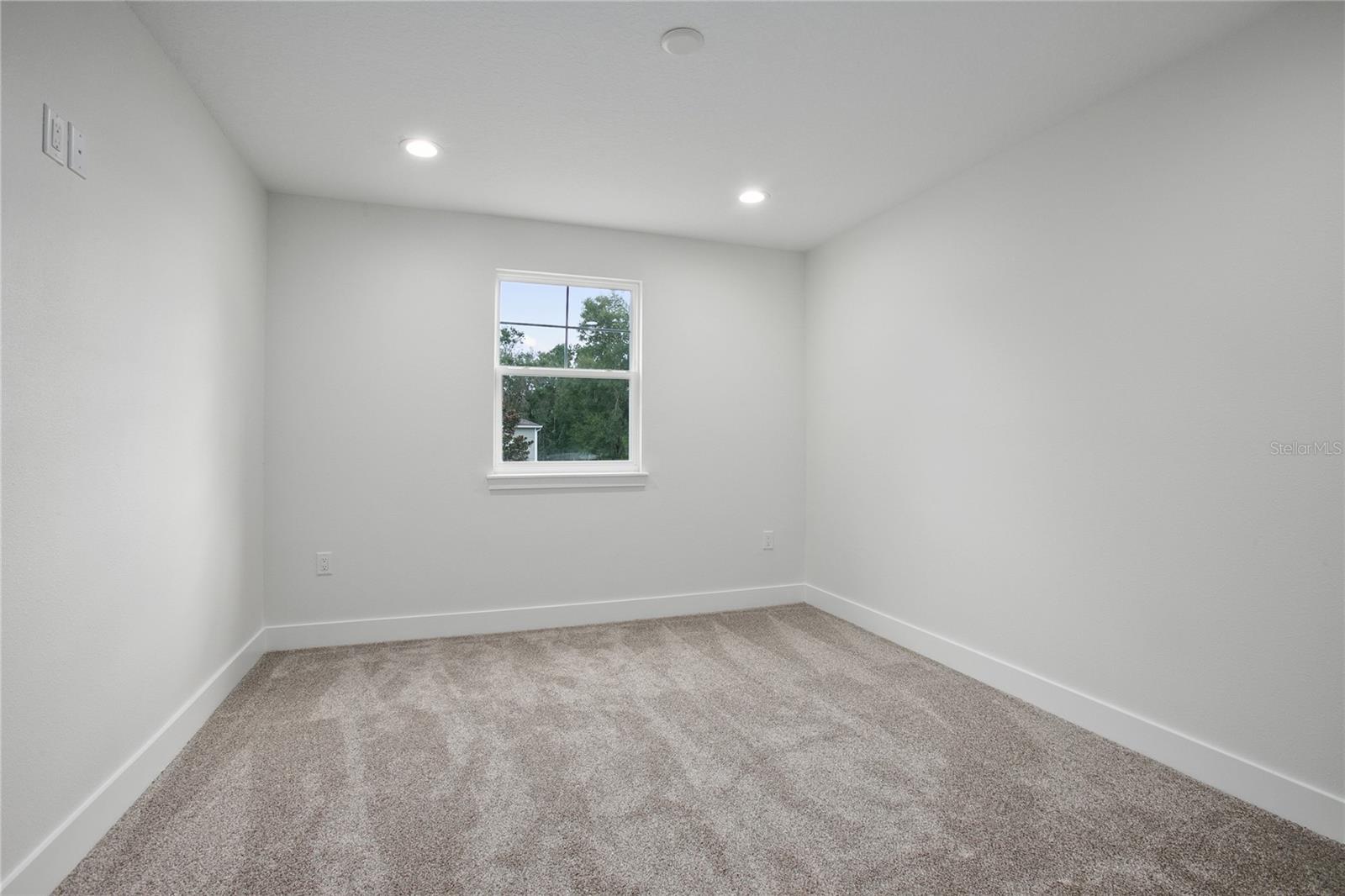Image 43 of 70 For 292 Delaware Avenue