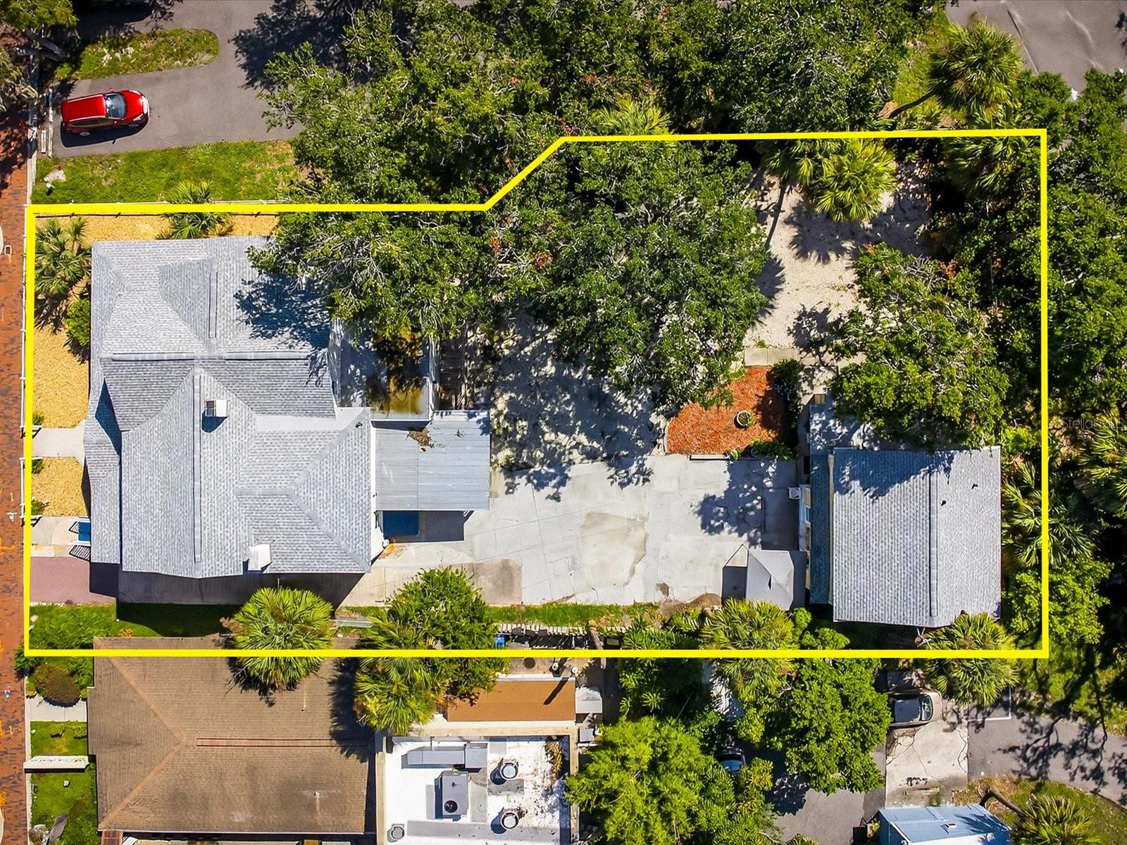 Image 4 of 67 For 219 Magnolia Avenue