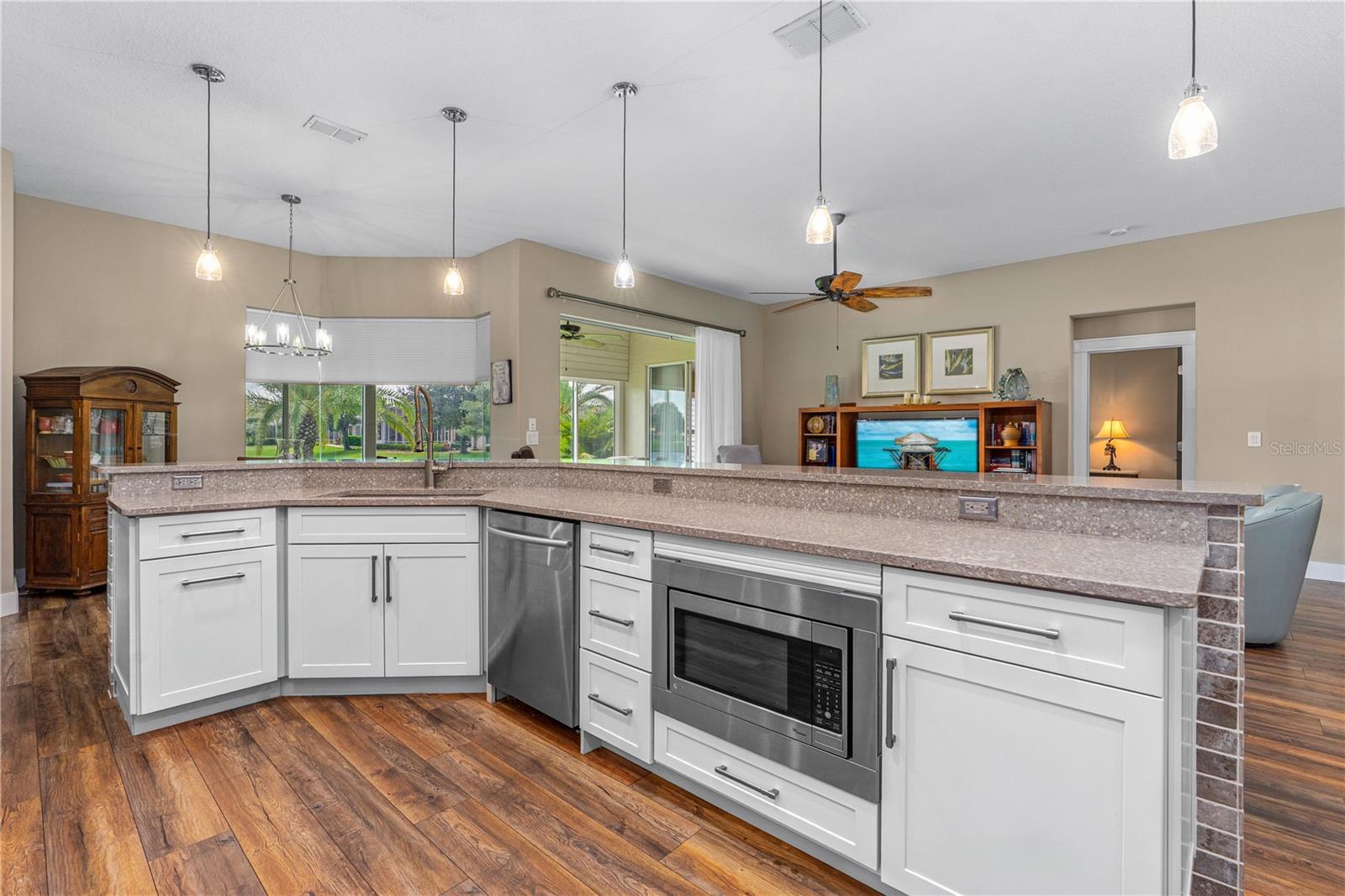 Image 12 of 42 For 3610 Marisol Court