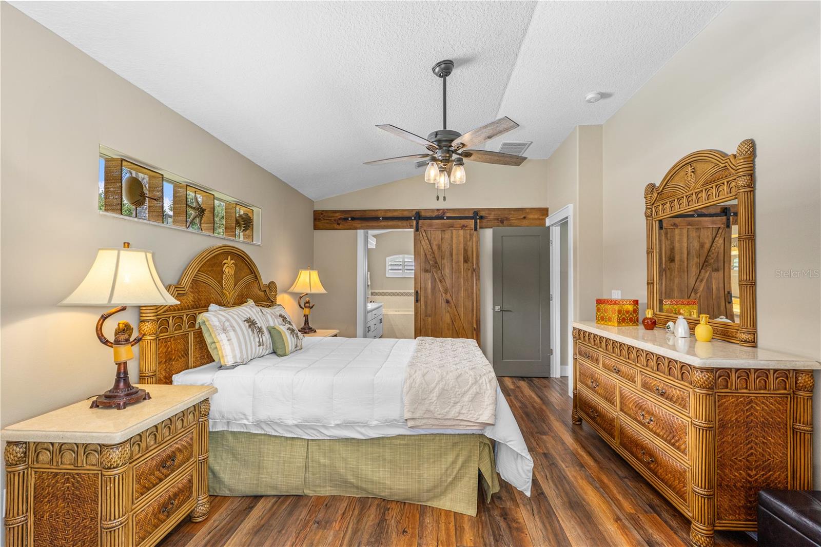 Image 18 of 42 For 3610 Marisol Court