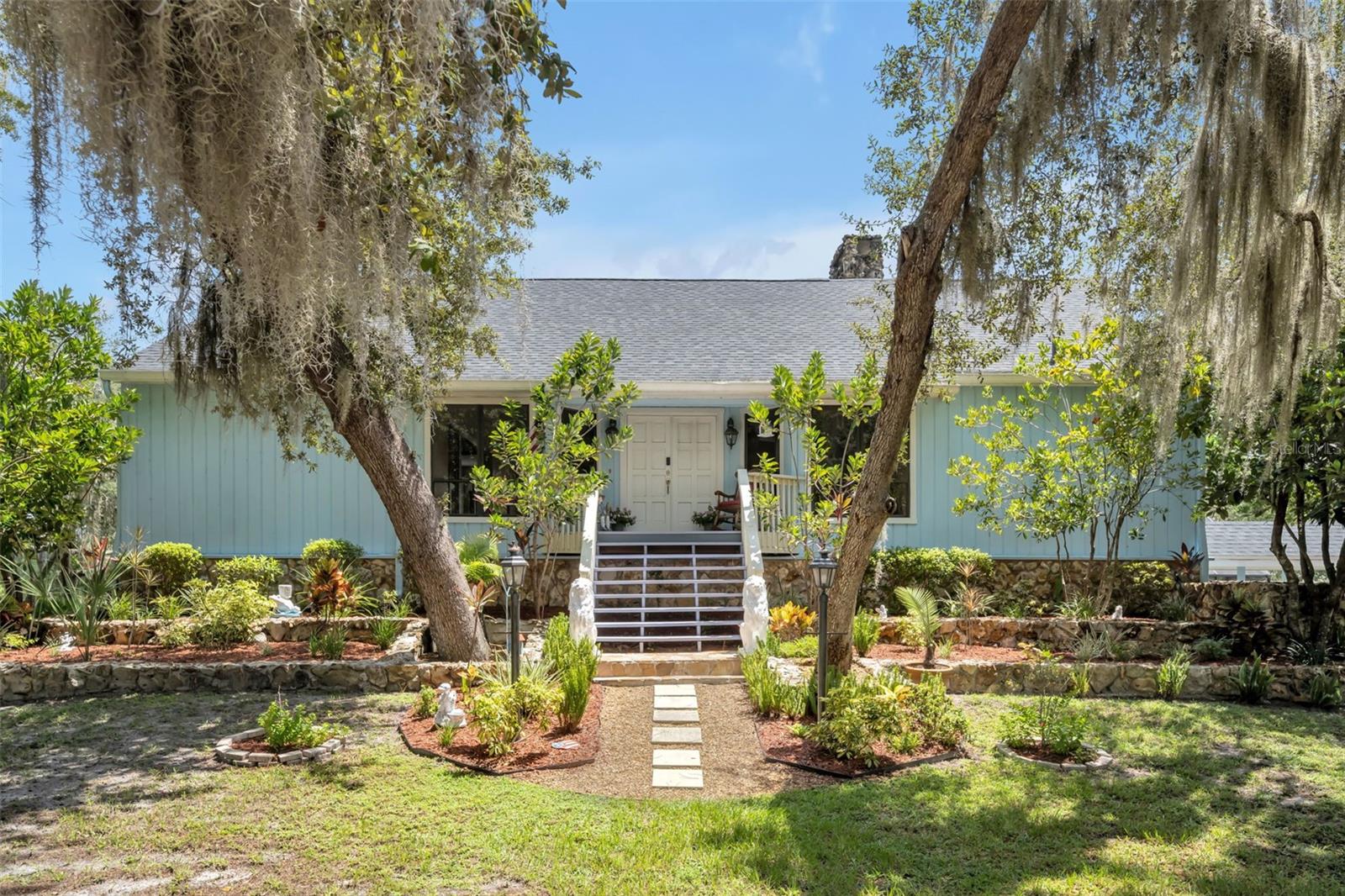 Image 3 of 79 For 105 Saxon Boulevard