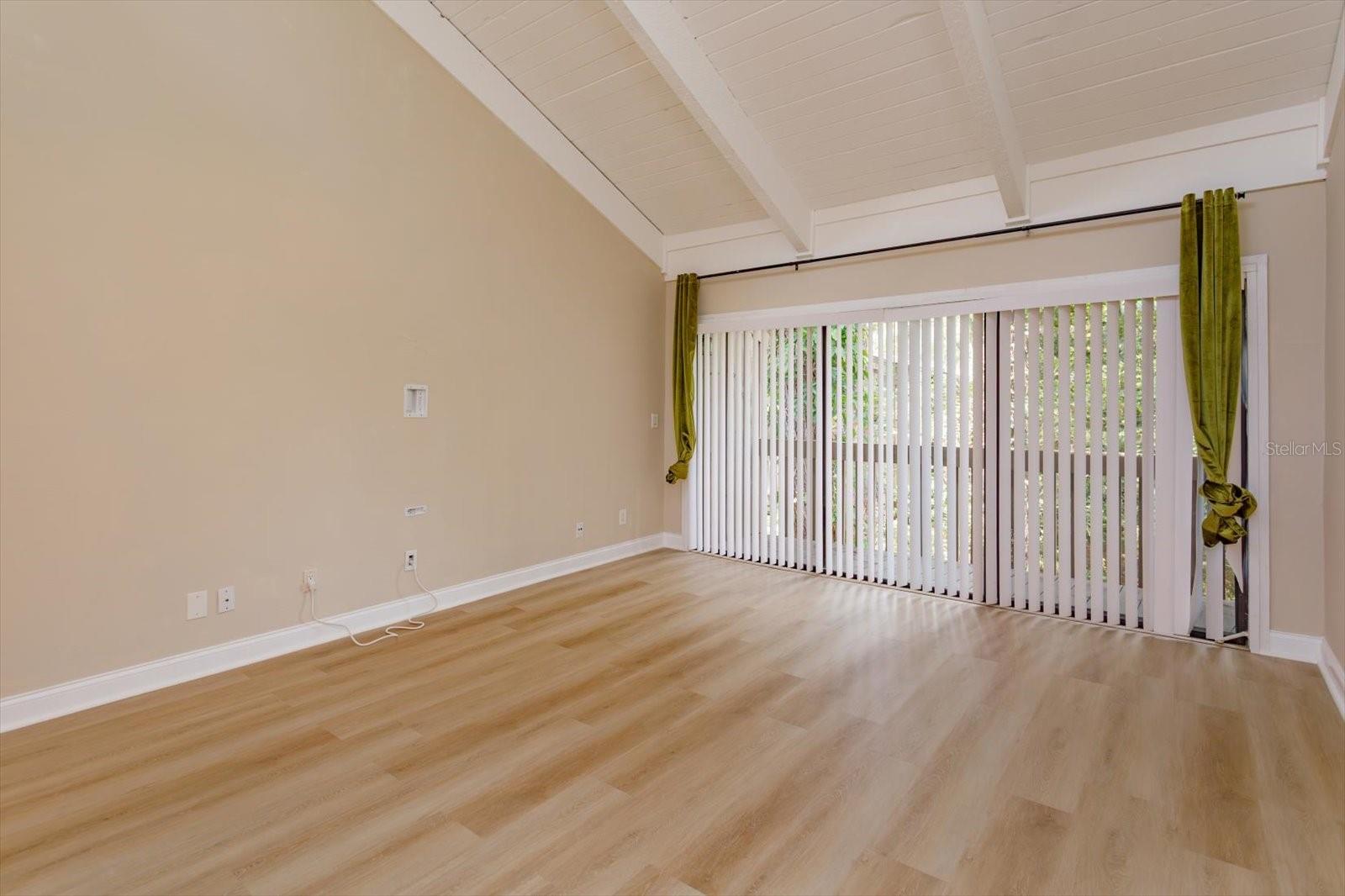 Image 12 of 30 For 5303 Indian Creek Drive D