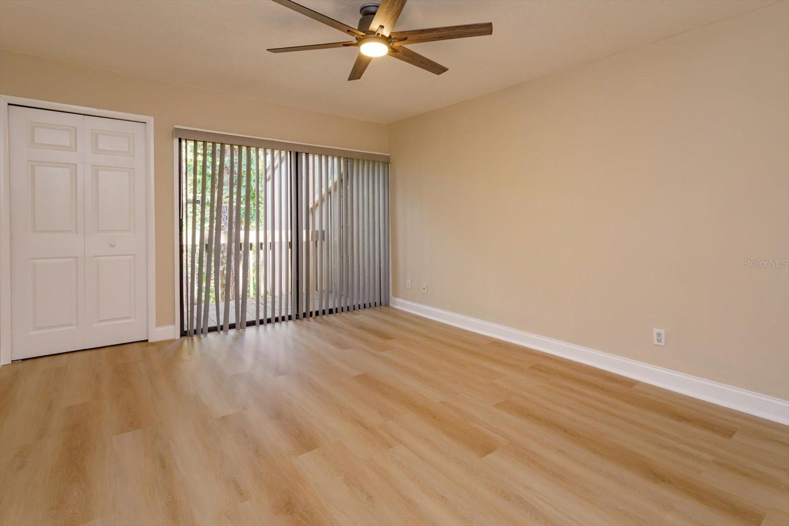 Image 15 of 30 For 5303 Indian Creek Drive D