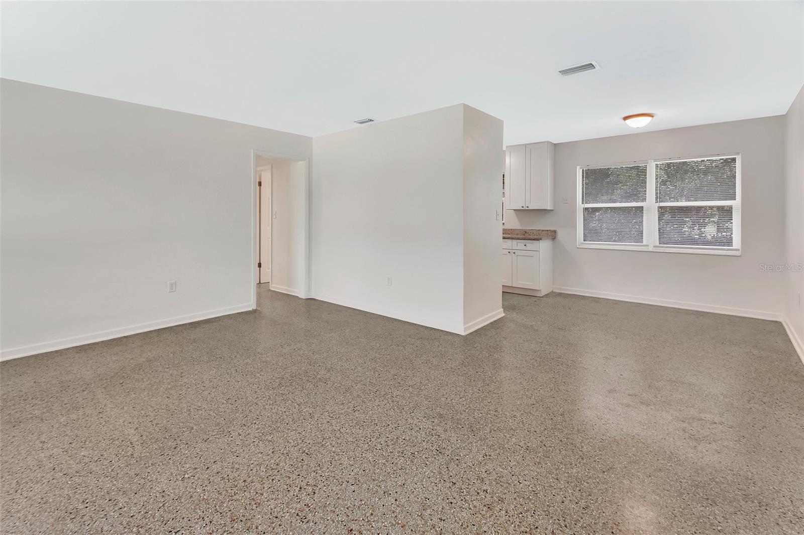 Image 2 of 39 For 508 Hogle Avenue