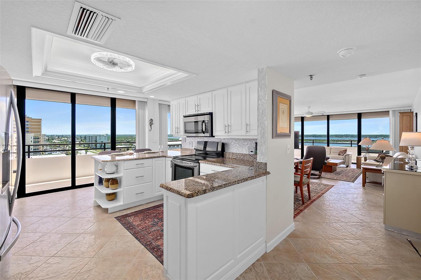 Image 12 of 39 For 3743 Atlantic Avenue 8d00