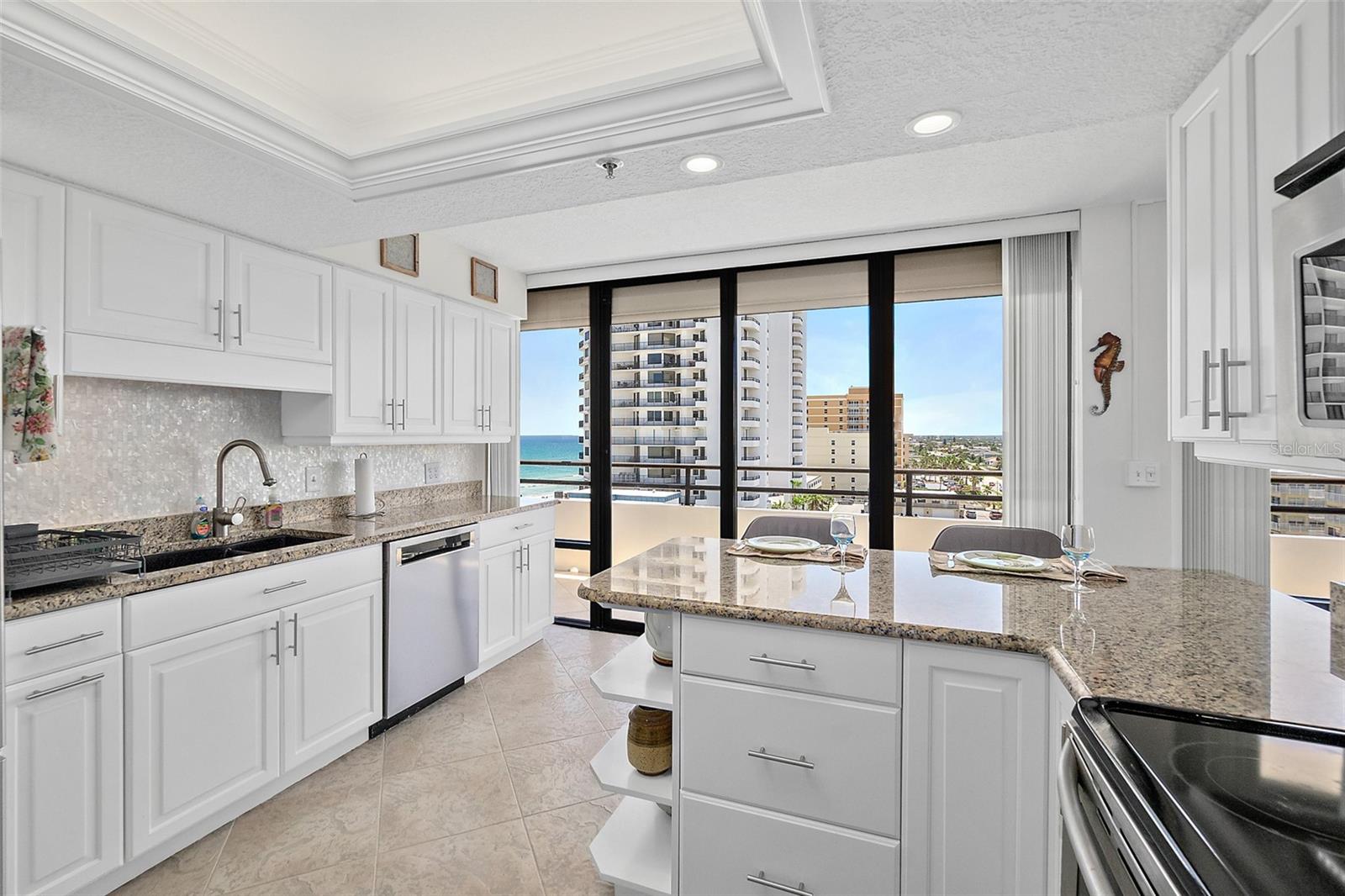 Image 14 of 39 For 3743 Atlantic Avenue 8d00