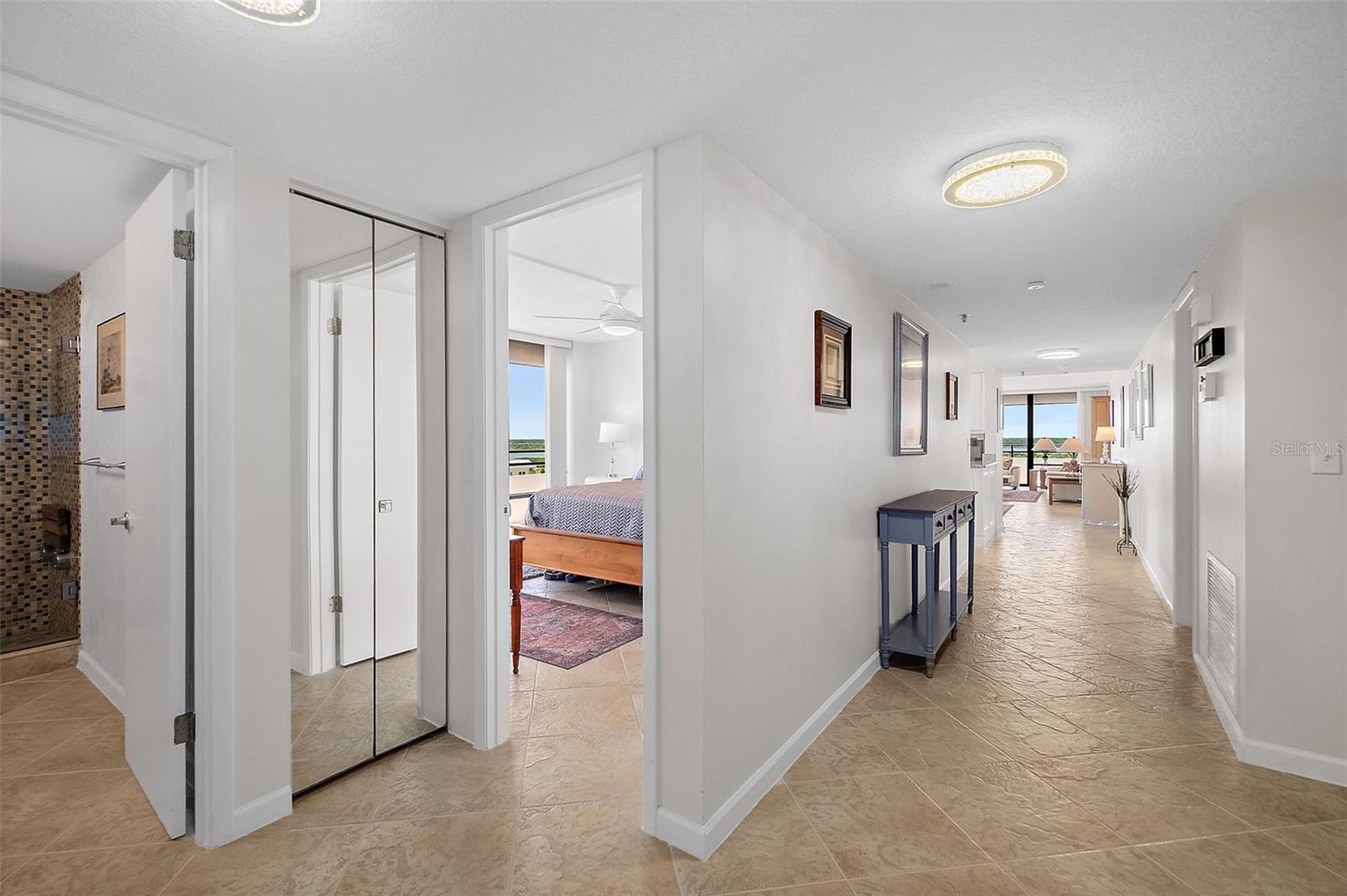 Image 5 of 39 For 3743 Atlantic Avenue 8d00