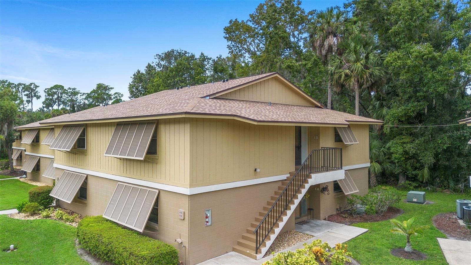 Image 2 of 36 For 130 Jasmine Woods Court 4b