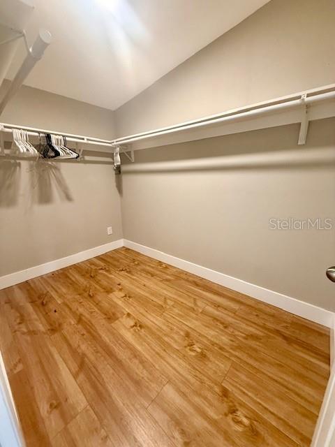 Image 13 of 20 For 2434 Barbarossa Avenue