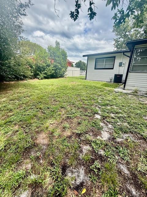 Image 19 of 20 For 2434 Barbarossa Avenue