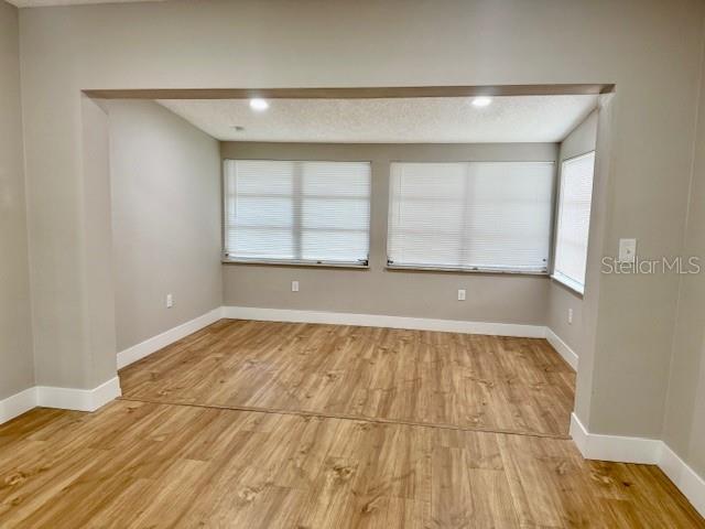 Image 8 of 20 For 2434 Barbarossa Avenue