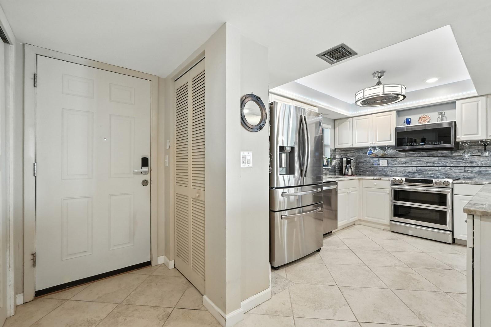 Image 5 of 44 For 3255 Atlantic Avenue 207