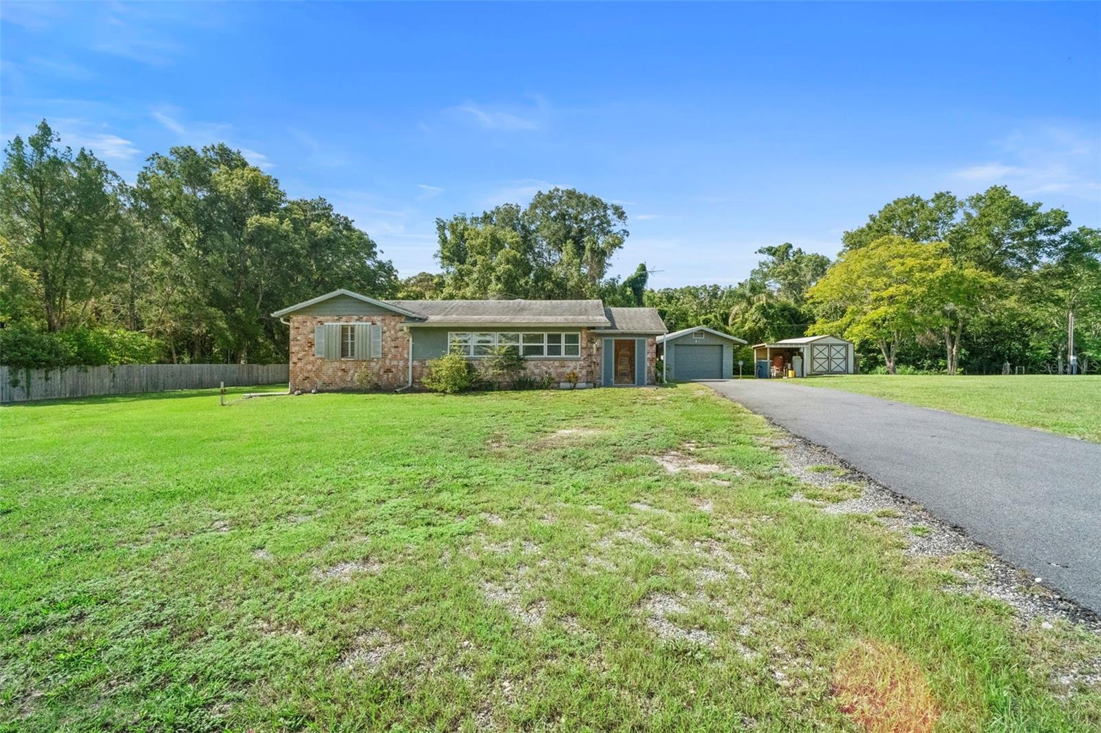 Details for 753 Glenwood Rd, DELAND, FL 32720