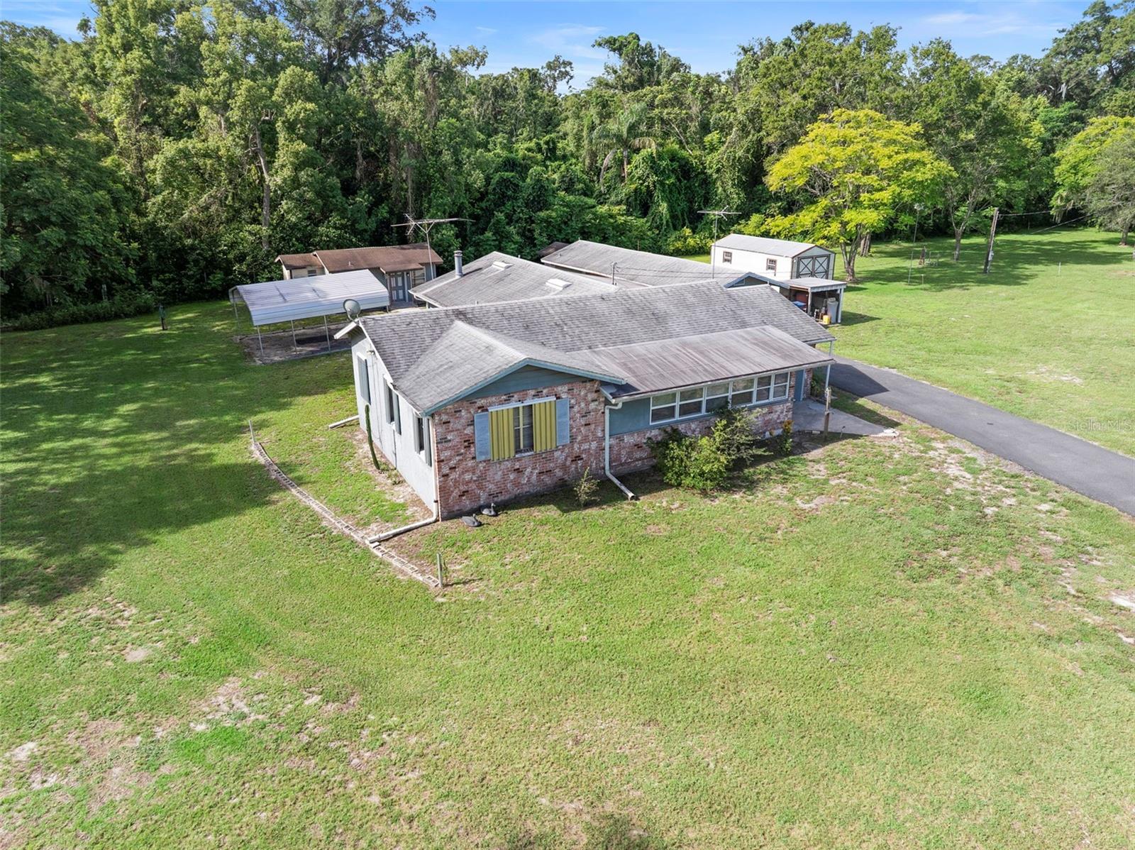 Image 47 of 56 For 753 Glenwood Rd