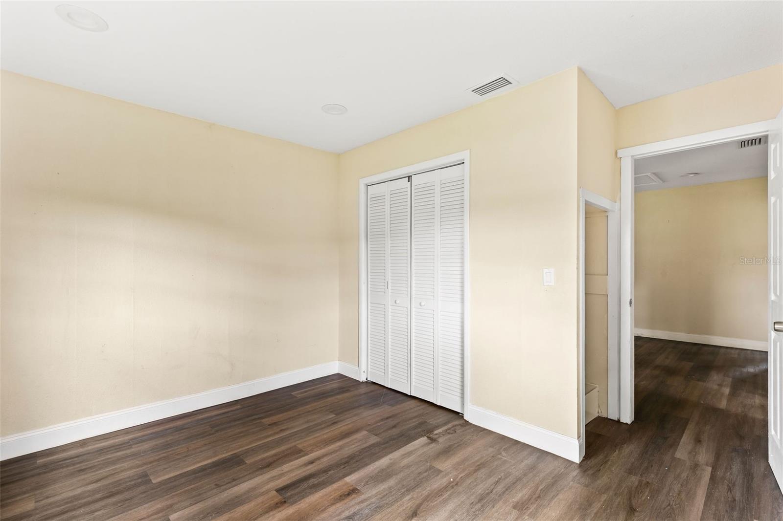 Image 14 of 42 For 660 6th Street