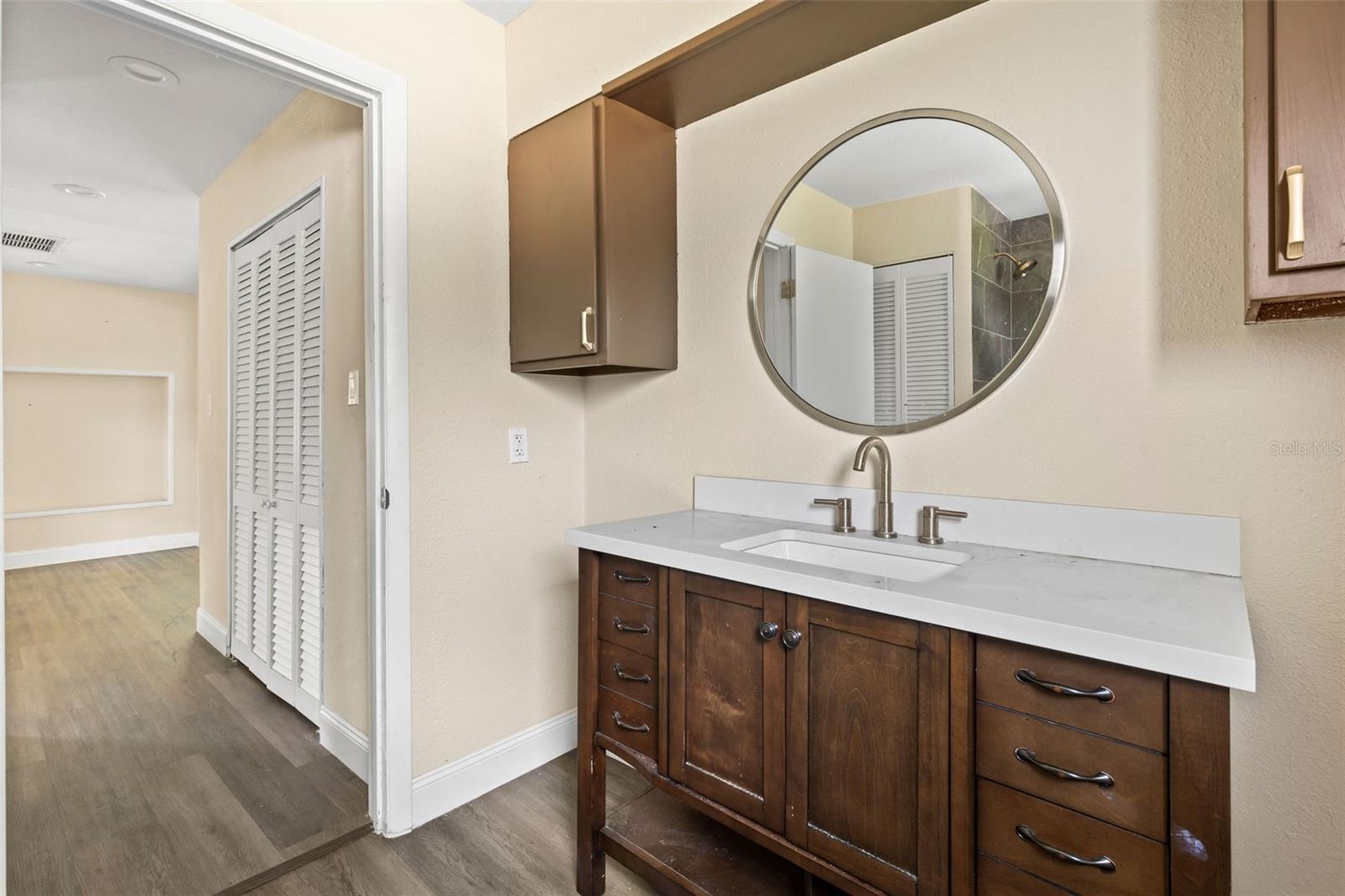 Image 18 of 42 For 660 6th Street