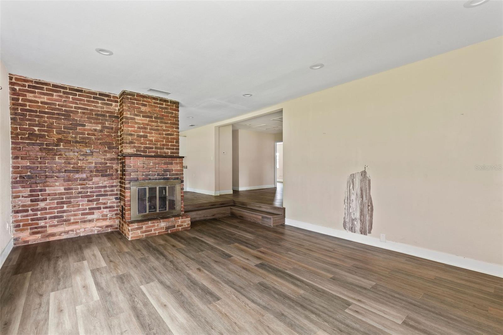 Image 2 of 42 For 660 6th Street
