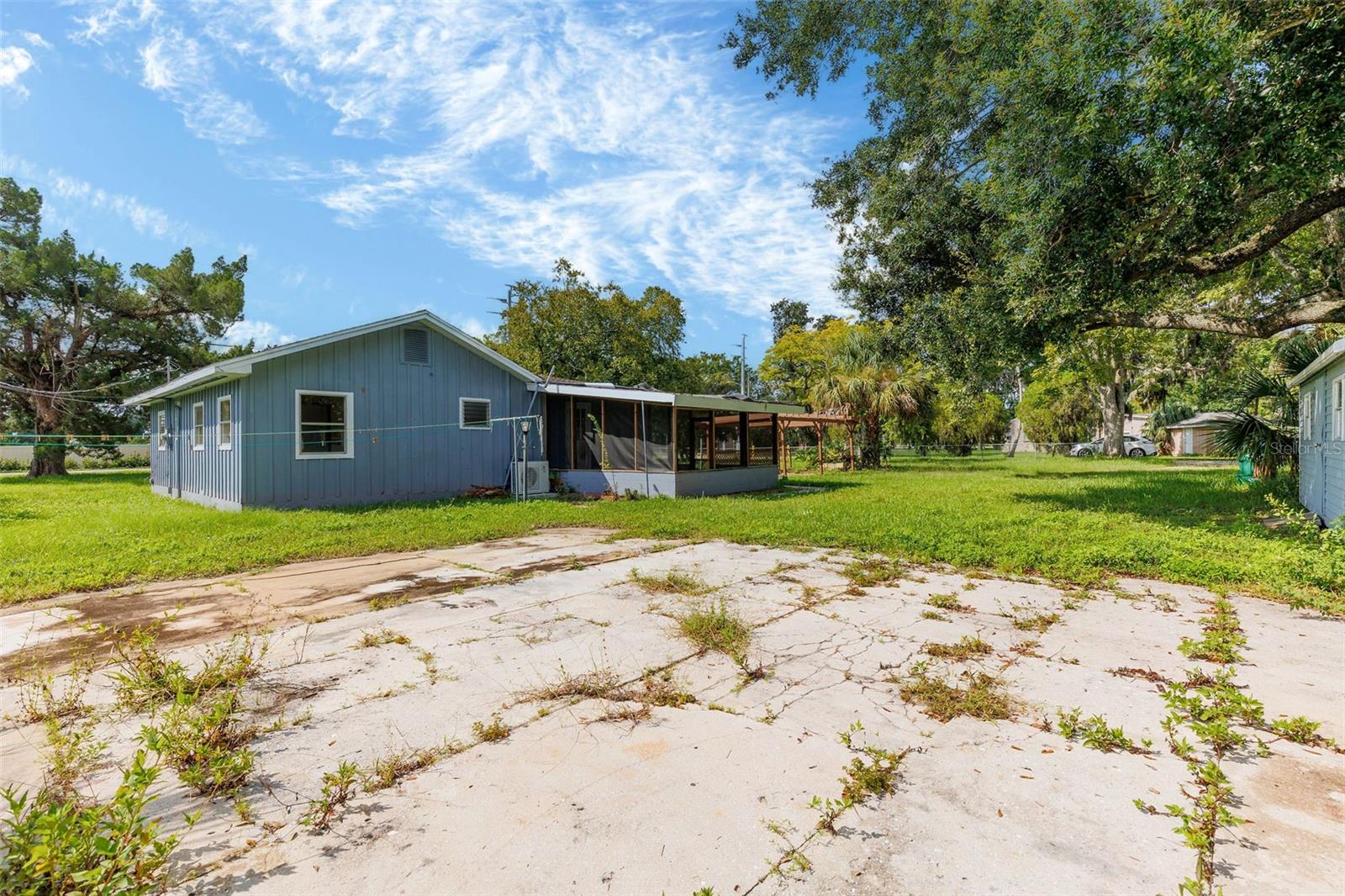 Image 32 of 42 For 660 6th Street