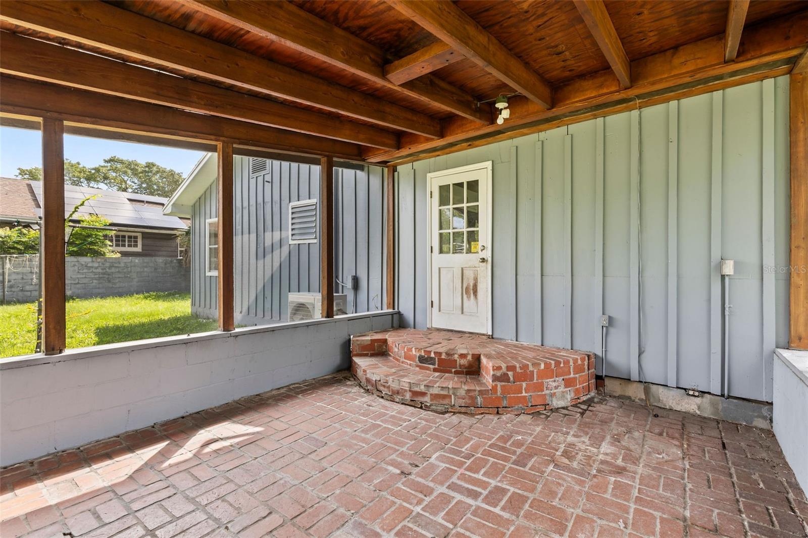 Image 37 of 42 For 660 6th Street