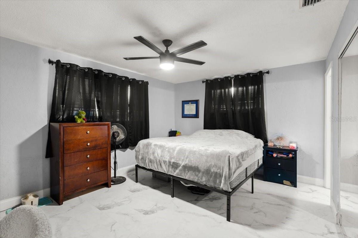Image 12 of 41 For 1436 Mardrake Road