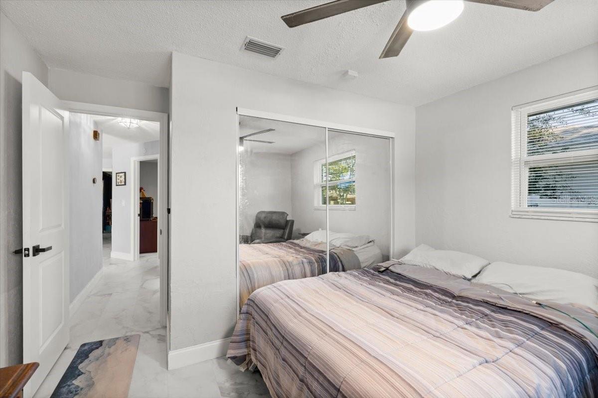 Image 21 of 41 For 1436 Mardrake Road