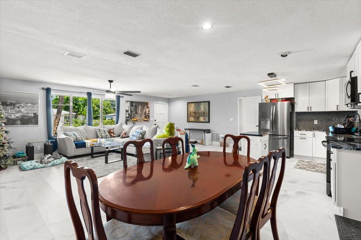 Image 9 of 41 For 1436 Mardrake Road