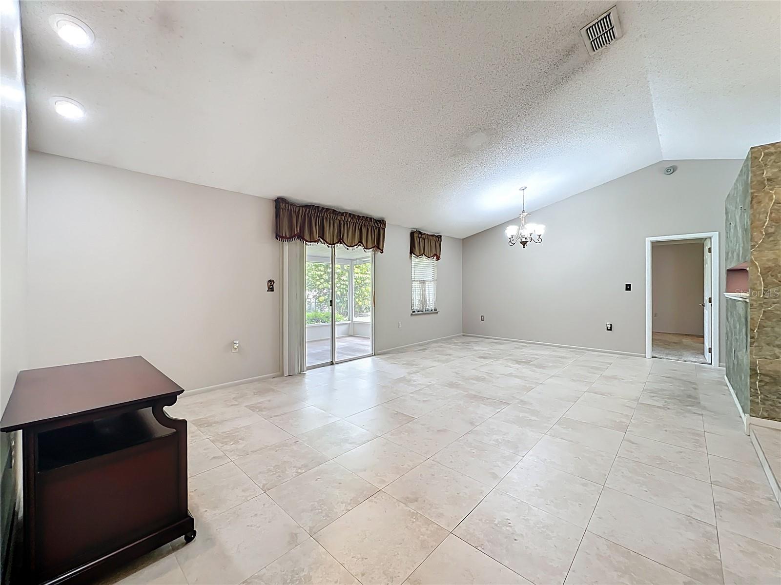 Image 11 of 50 For 956 Penfield Cove