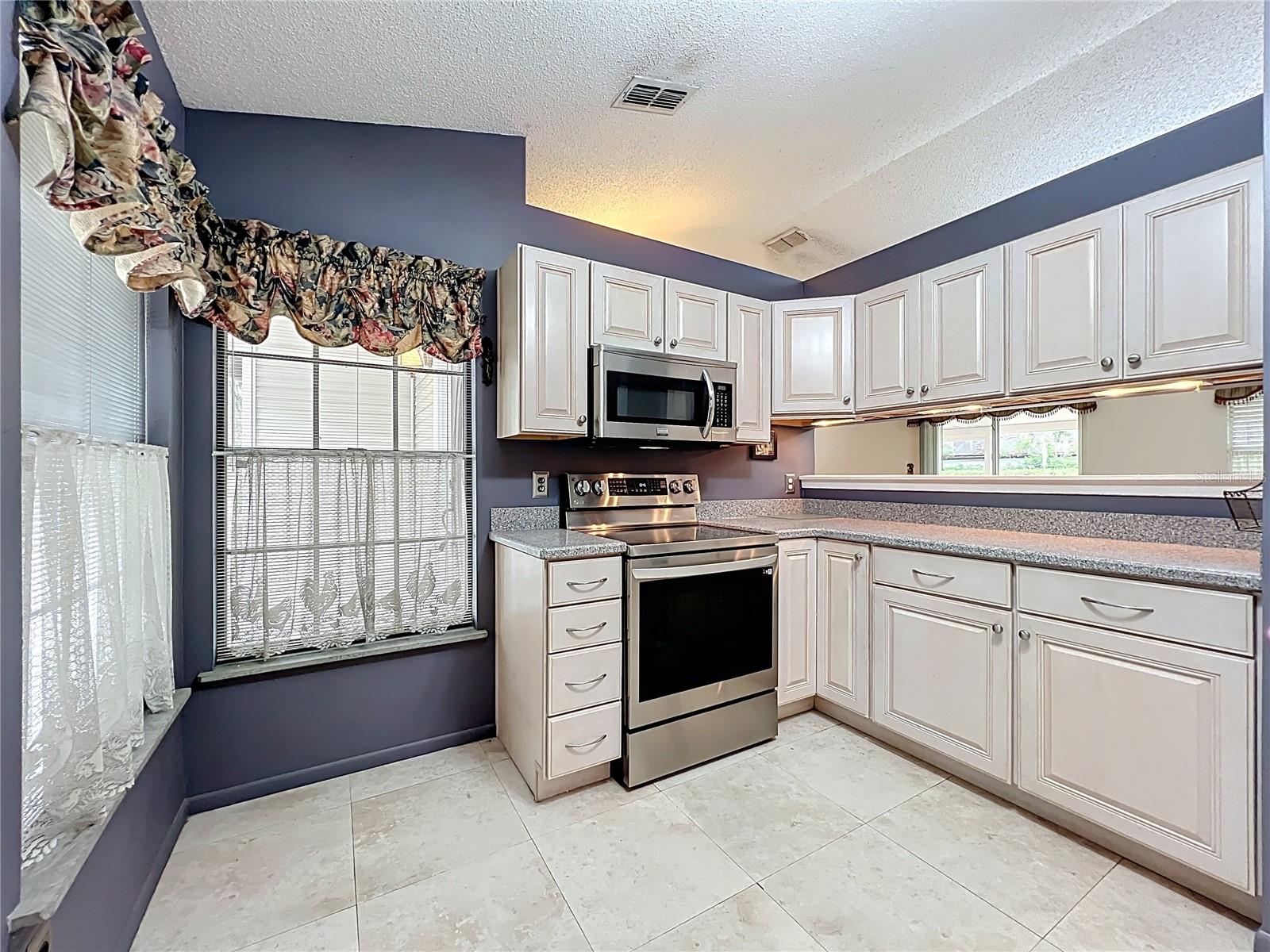 Image 20 of 50 For 956 Penfield Cove