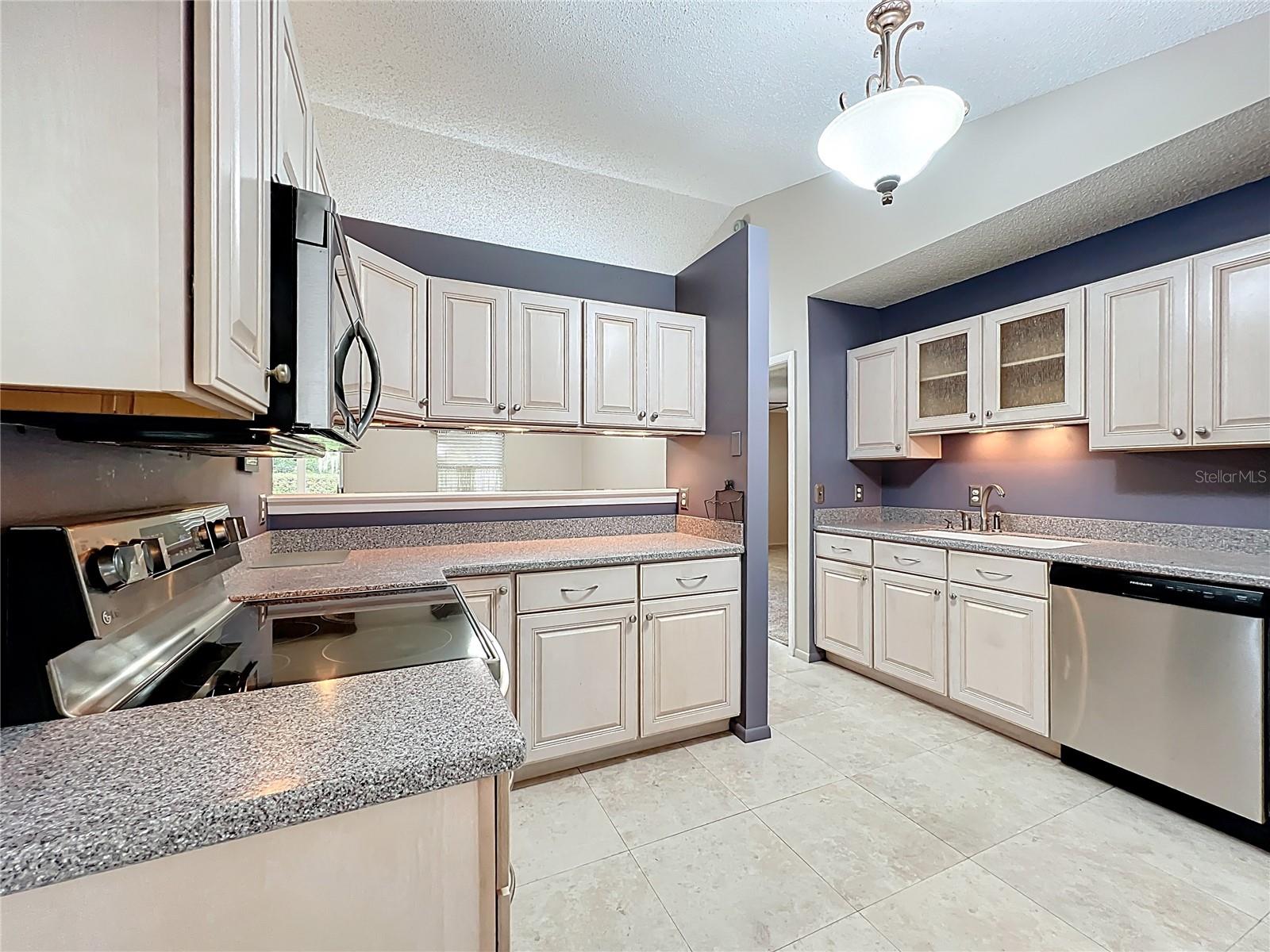 Image 22 of 50 For 956 Penfield Cove