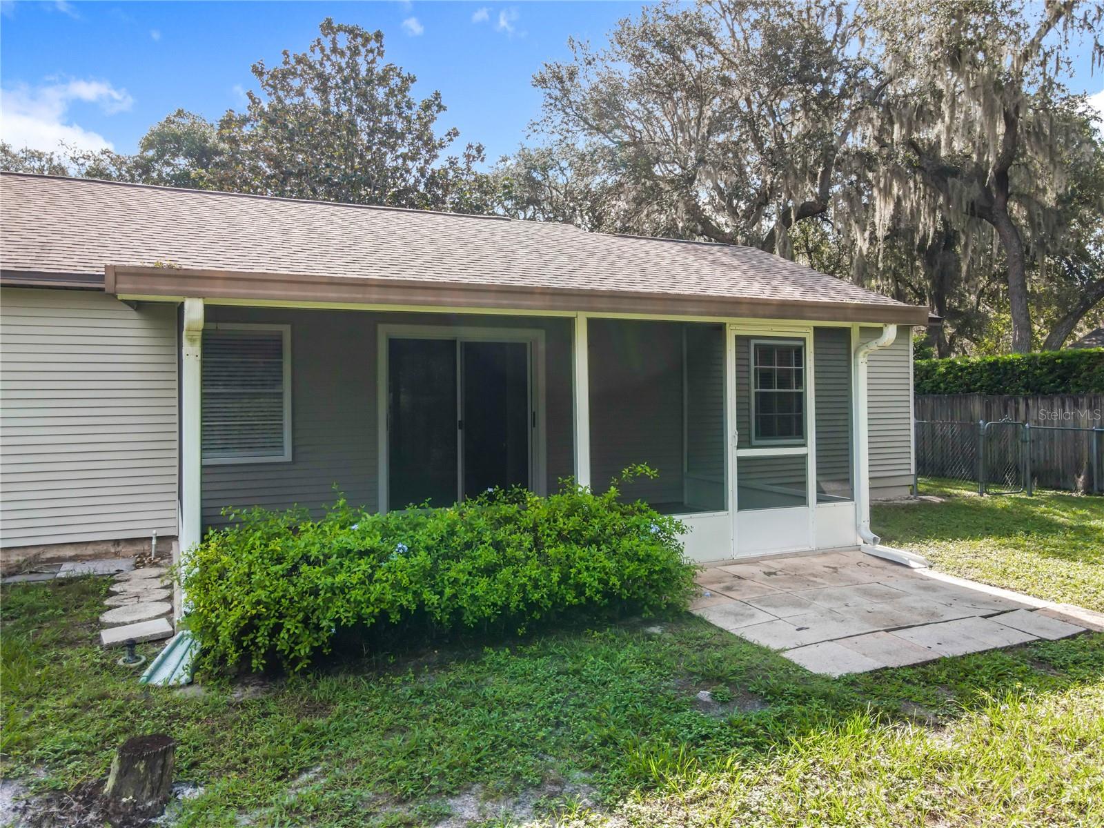 Image 42 of 50 For 956 Penfield Cove