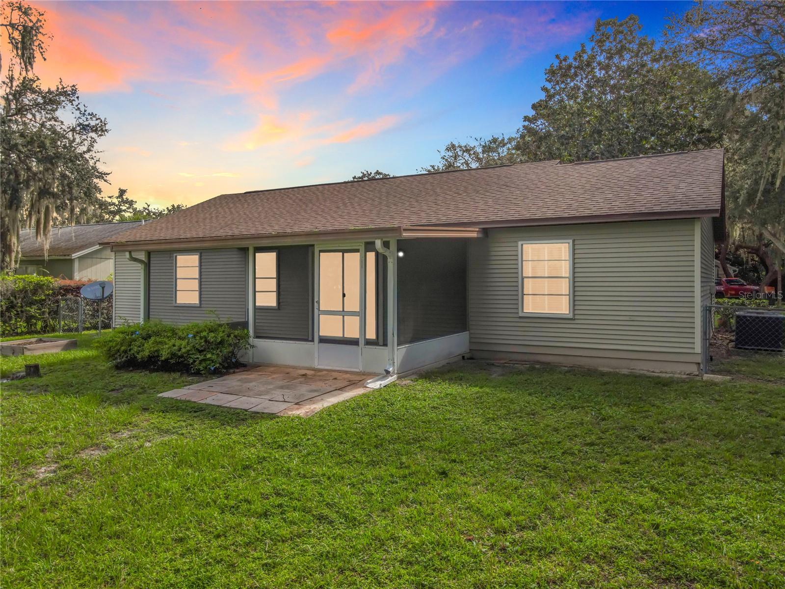 Image 47 of 50 For 956 Penfield Cove