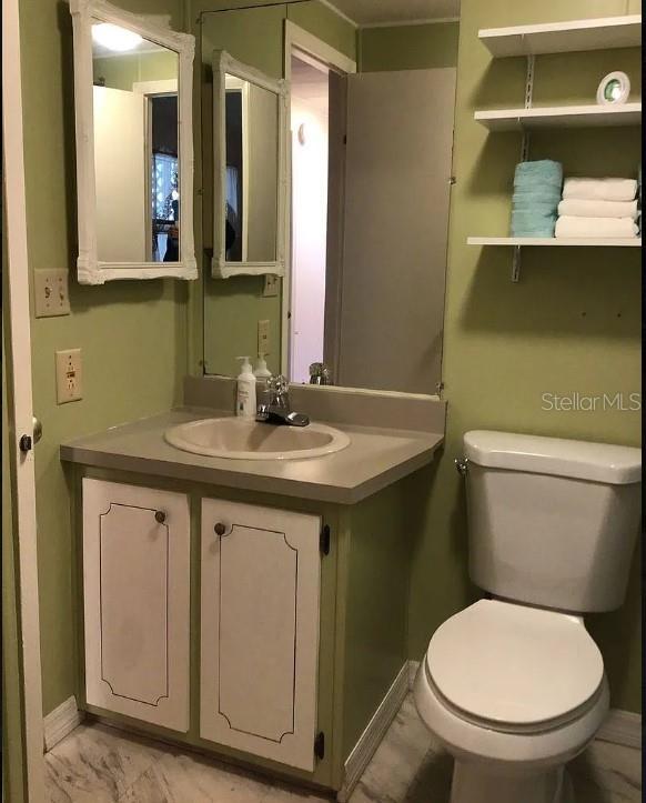 Image 13 of 19 For 340 Windsor Drive