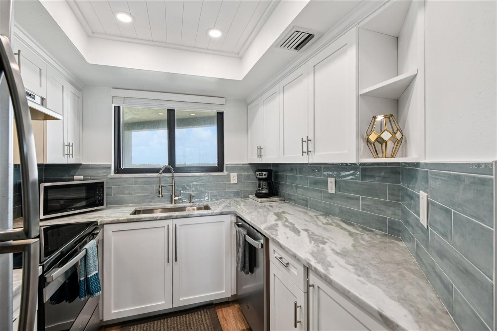 Image 12 of 21 For 3405 Atlantic Avenue 802