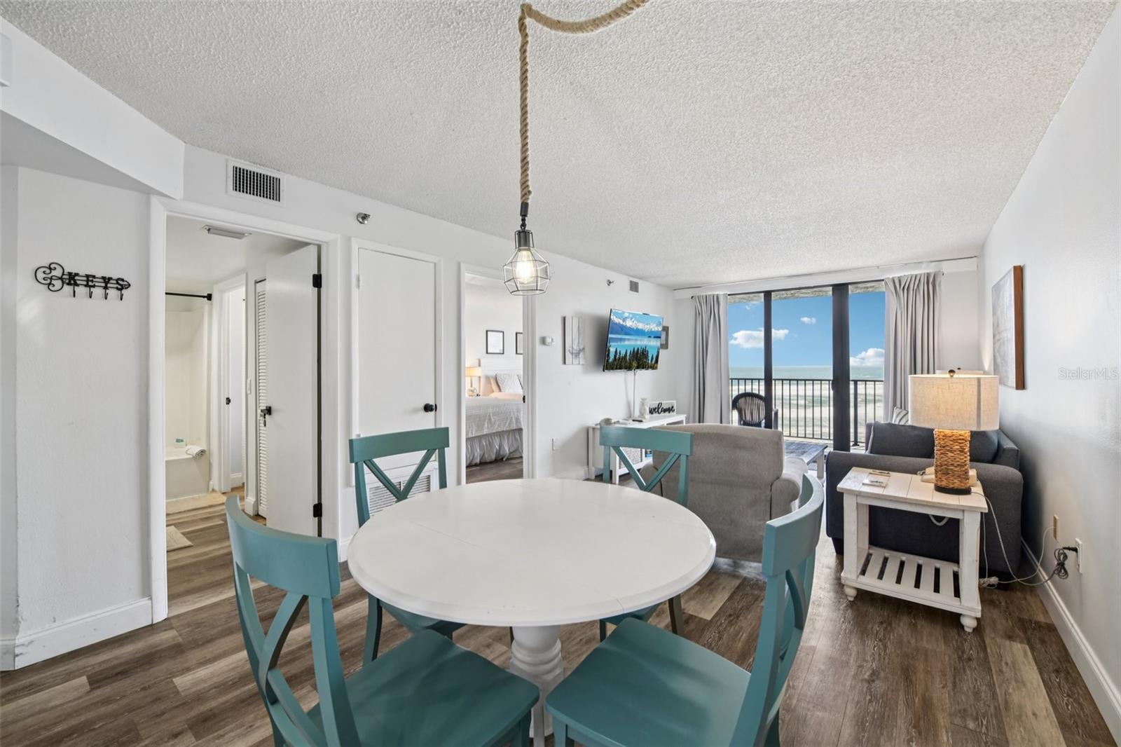 Image 7 of 21 For 3405 Atlantic Avenue 802