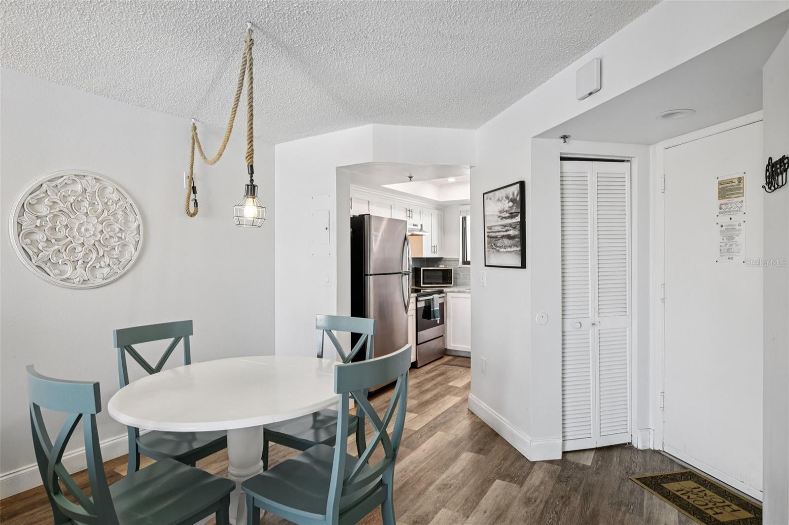 Image 8 of 21 For 3405 Atlantic Avenue 802