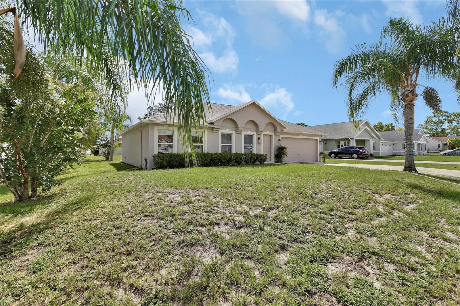 Image 2 of 38 For 1632 Lansfield Avenue