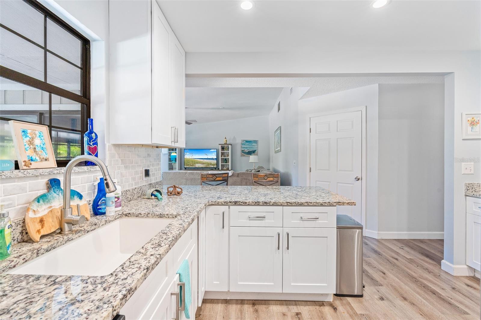 Image 12 of 32 For 1219 Wayne Avenue