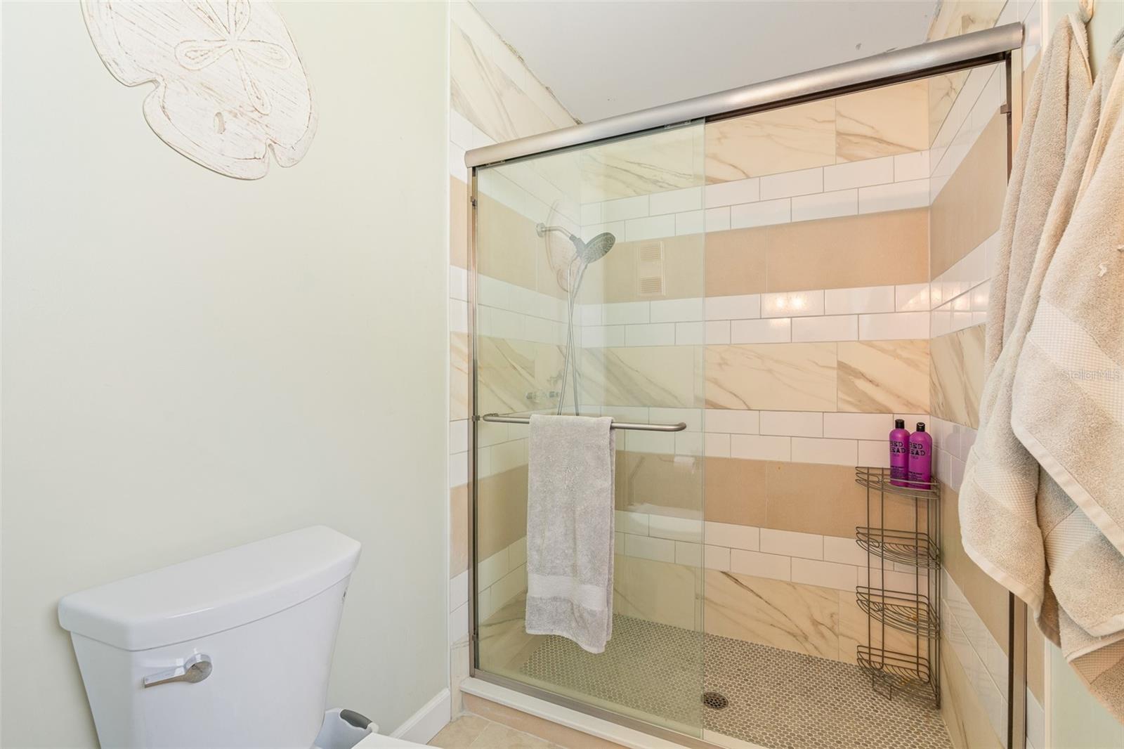 Image 18 of 32 For 1219 Wayne Avenue