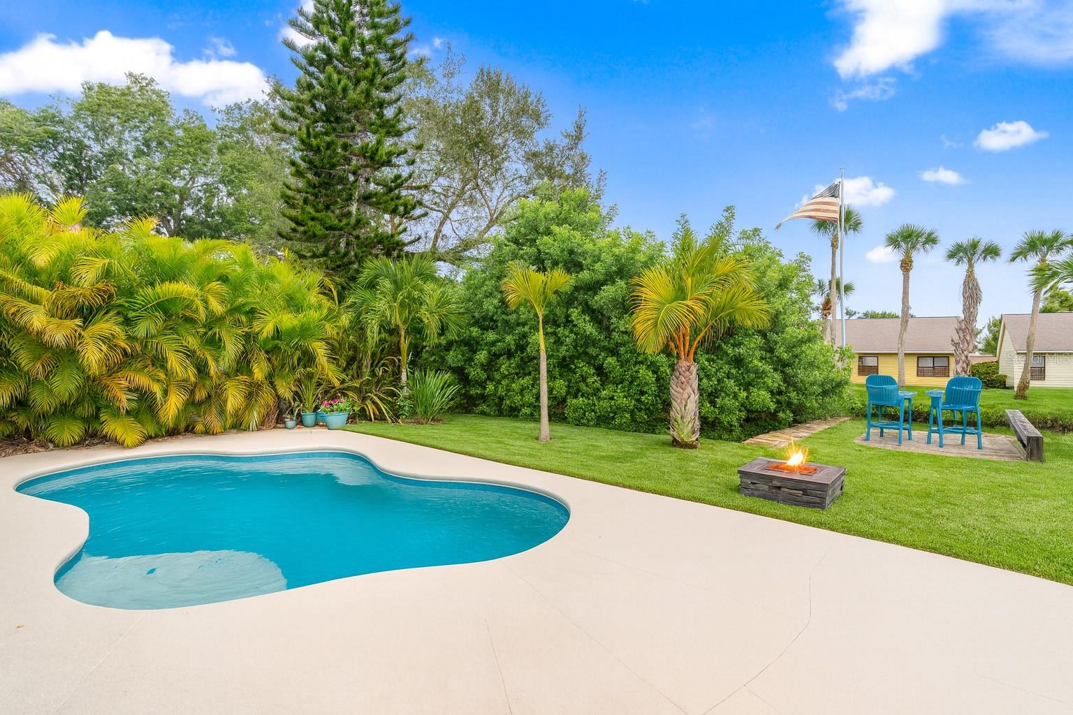 Image 3 of 32 For 1219 Wayne Avenue