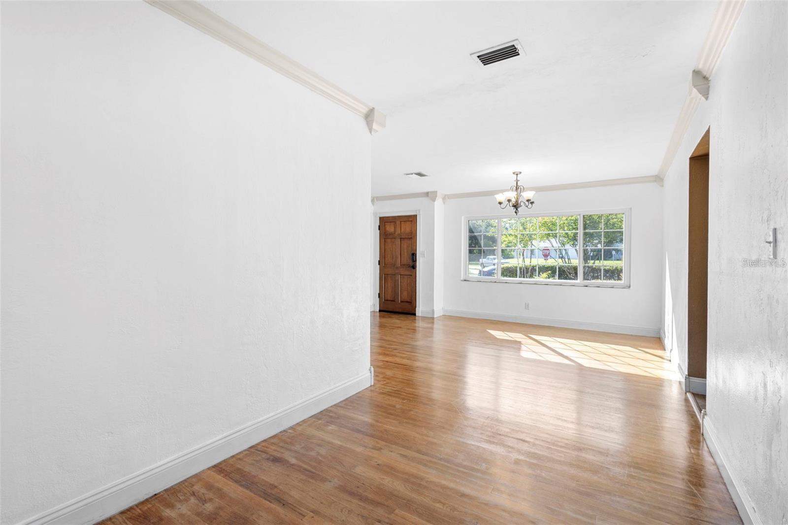 Image 10 of 40 For 611 Garfield Avenue