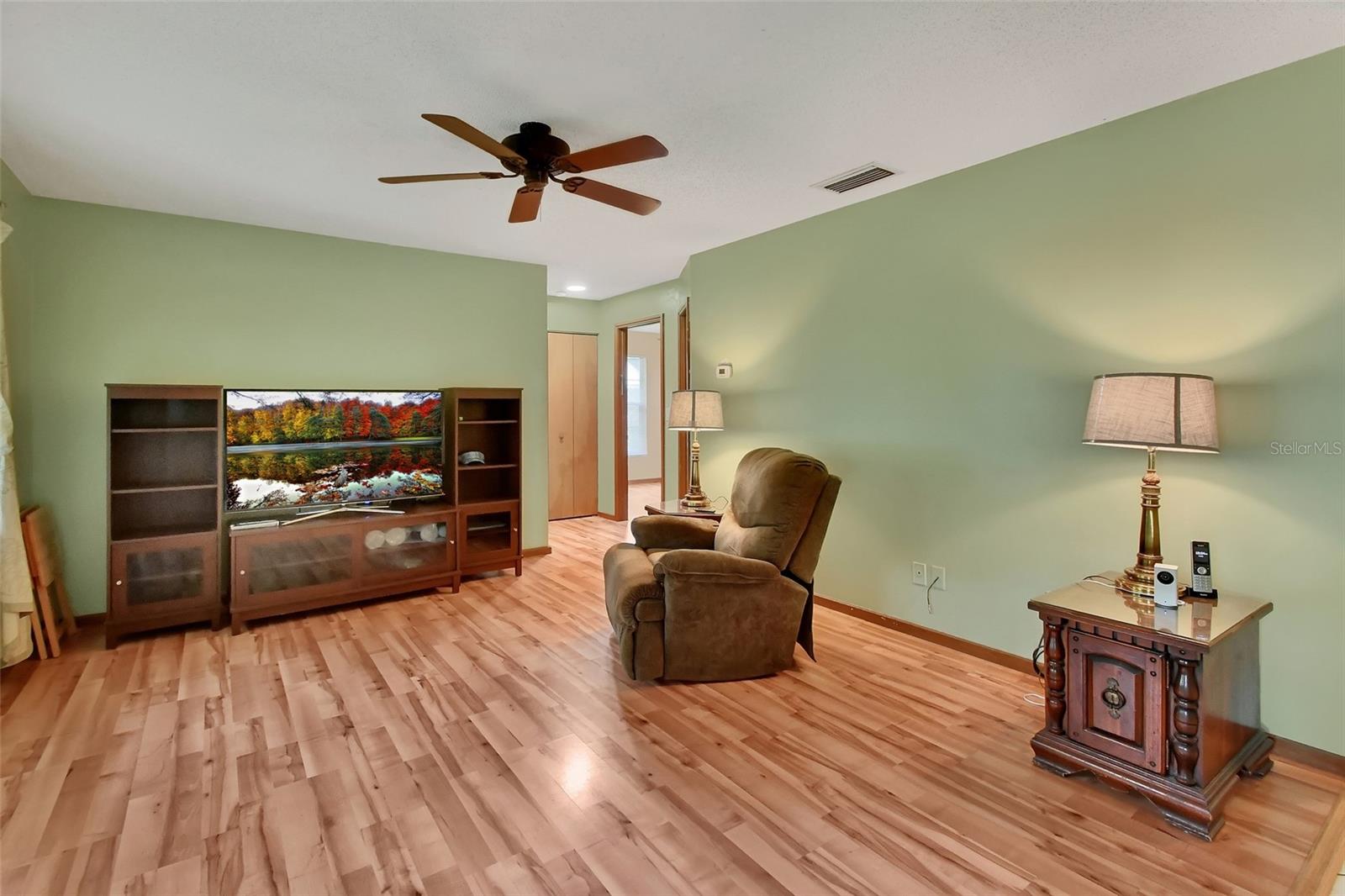 Image 2 of 38 For 171 Elm Drive