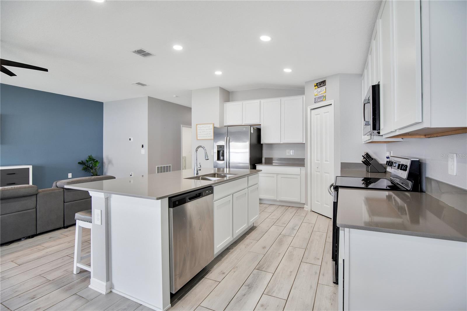Image 5 of 26 For 2097 Freemark Street