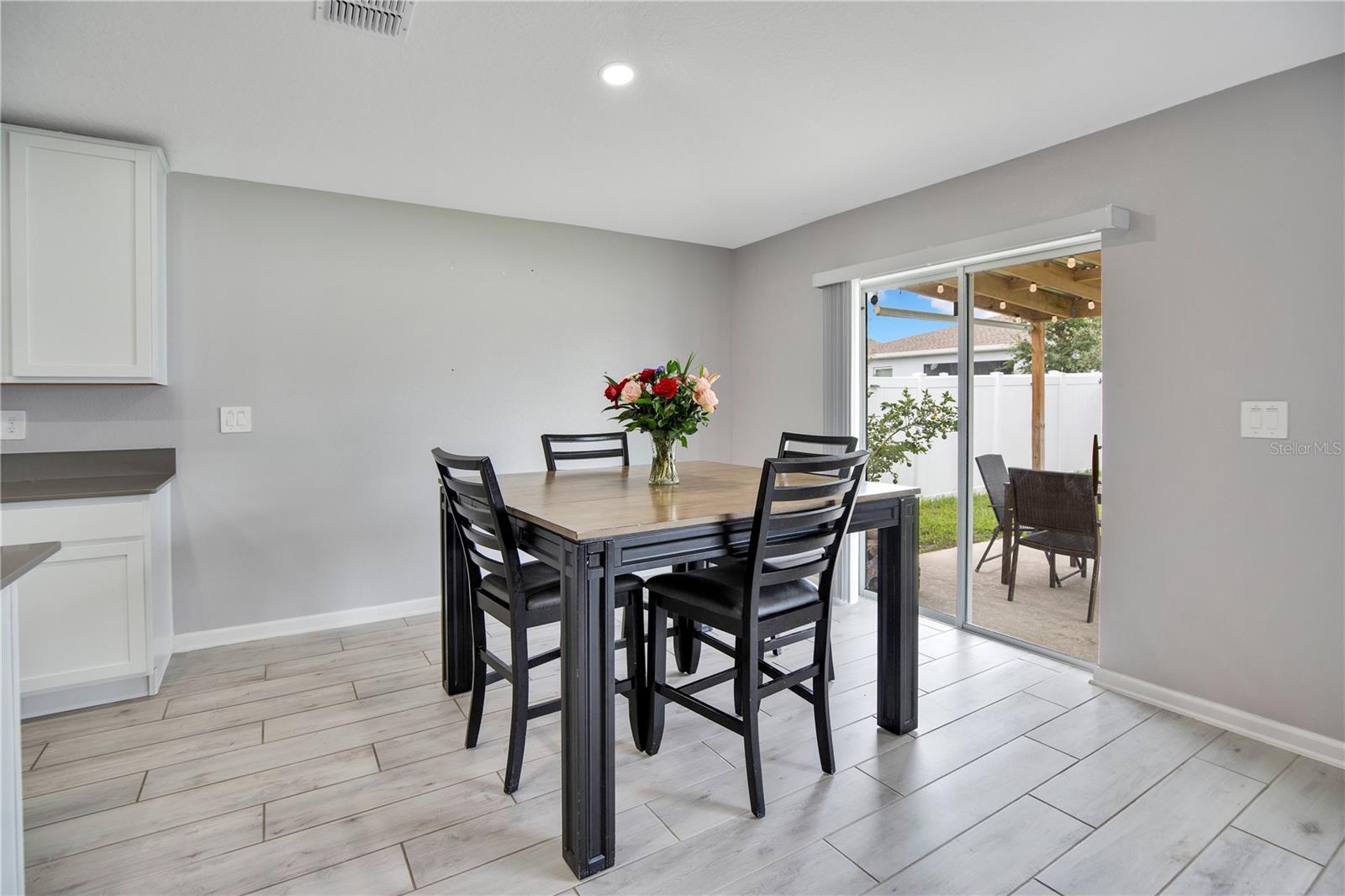 Image 9 of 26 For 2097 Freemark Street
