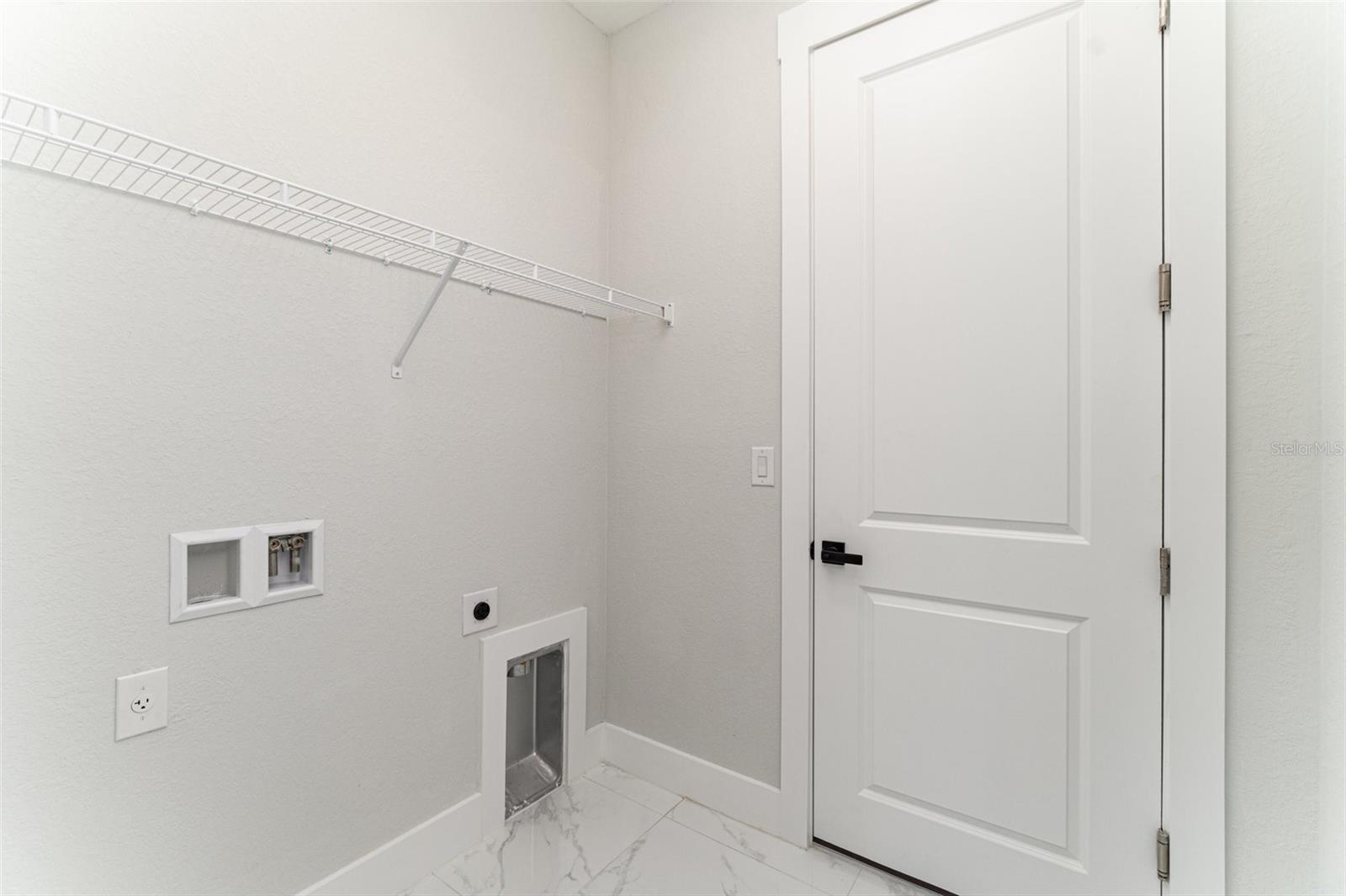 Image 22 of 36 For 3717 4th Street Sw