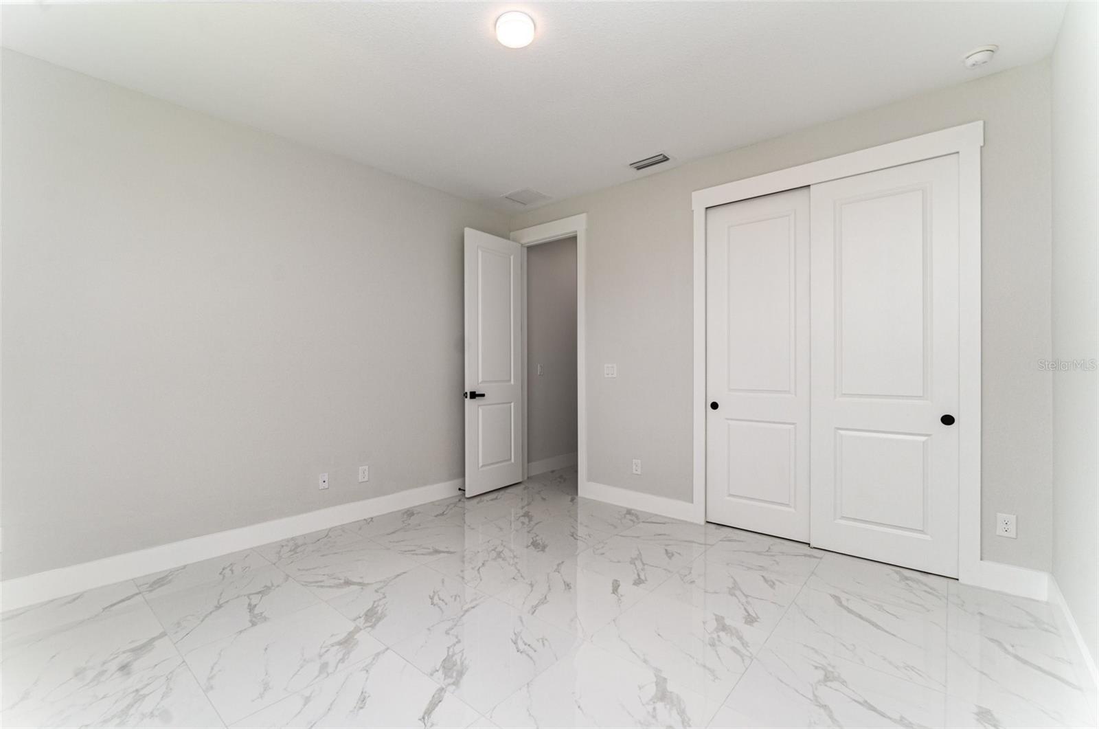 Image 25 of 36 For 3717 4th Street Sw
