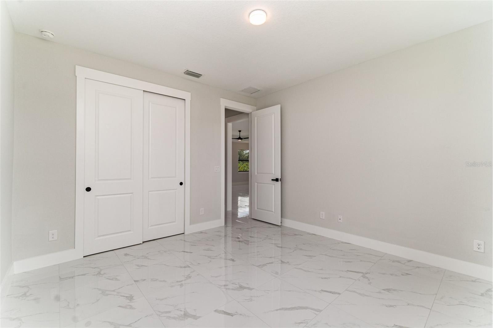 Image 29 of 36 For 3717 4th Street Sw