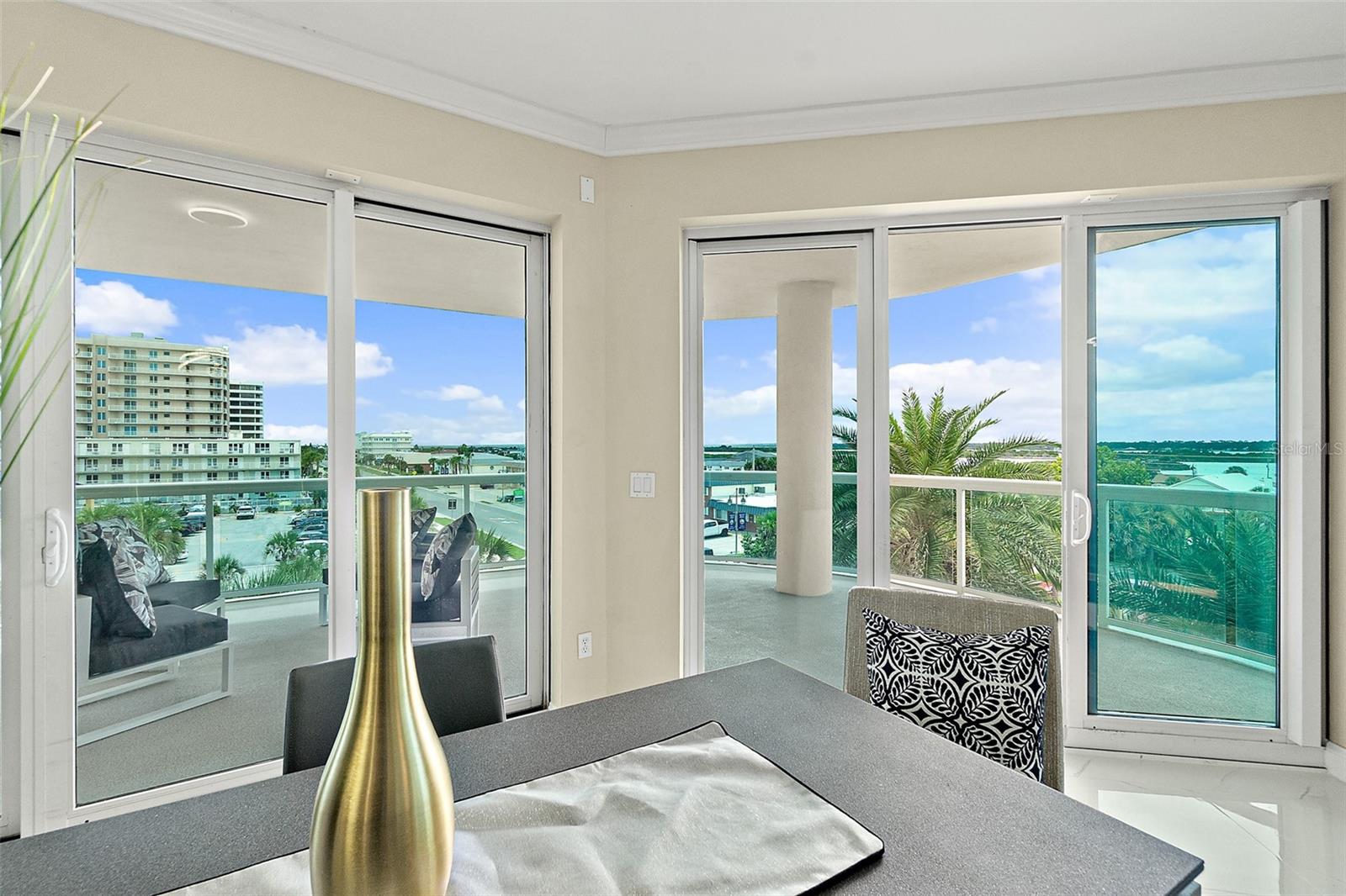 Image 11 of 61 For 3703 Atlantic Avenue 401