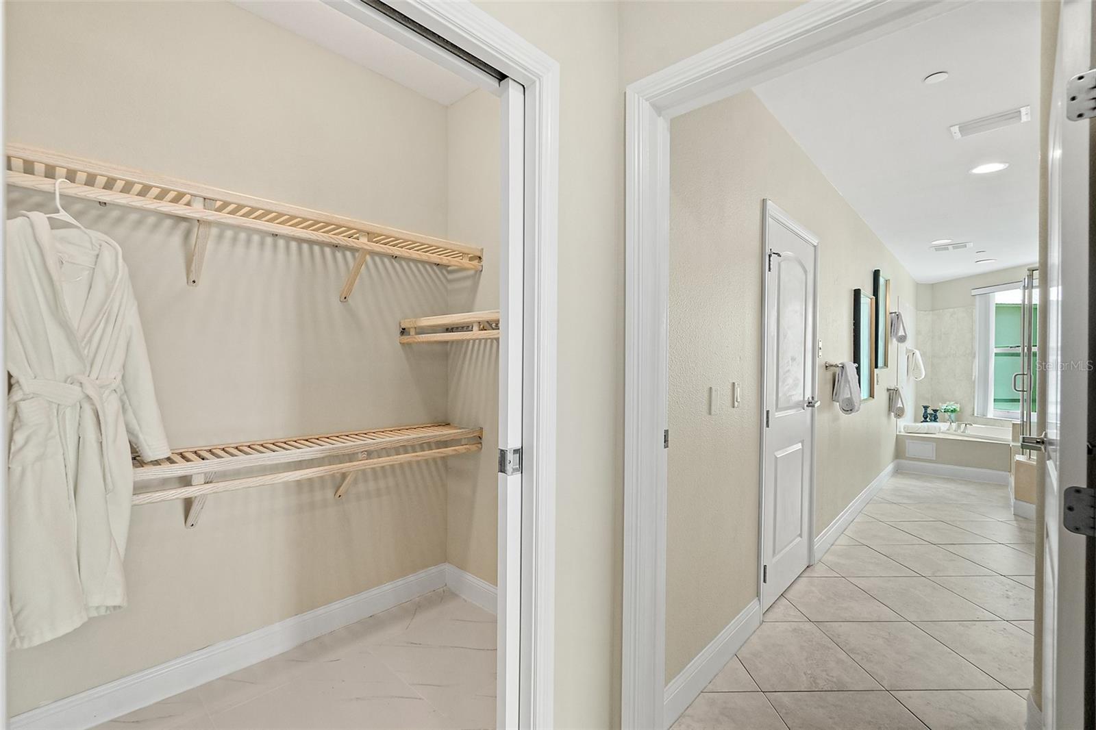 Image 35 of 61 For 3703 Atlantic Avenue 401