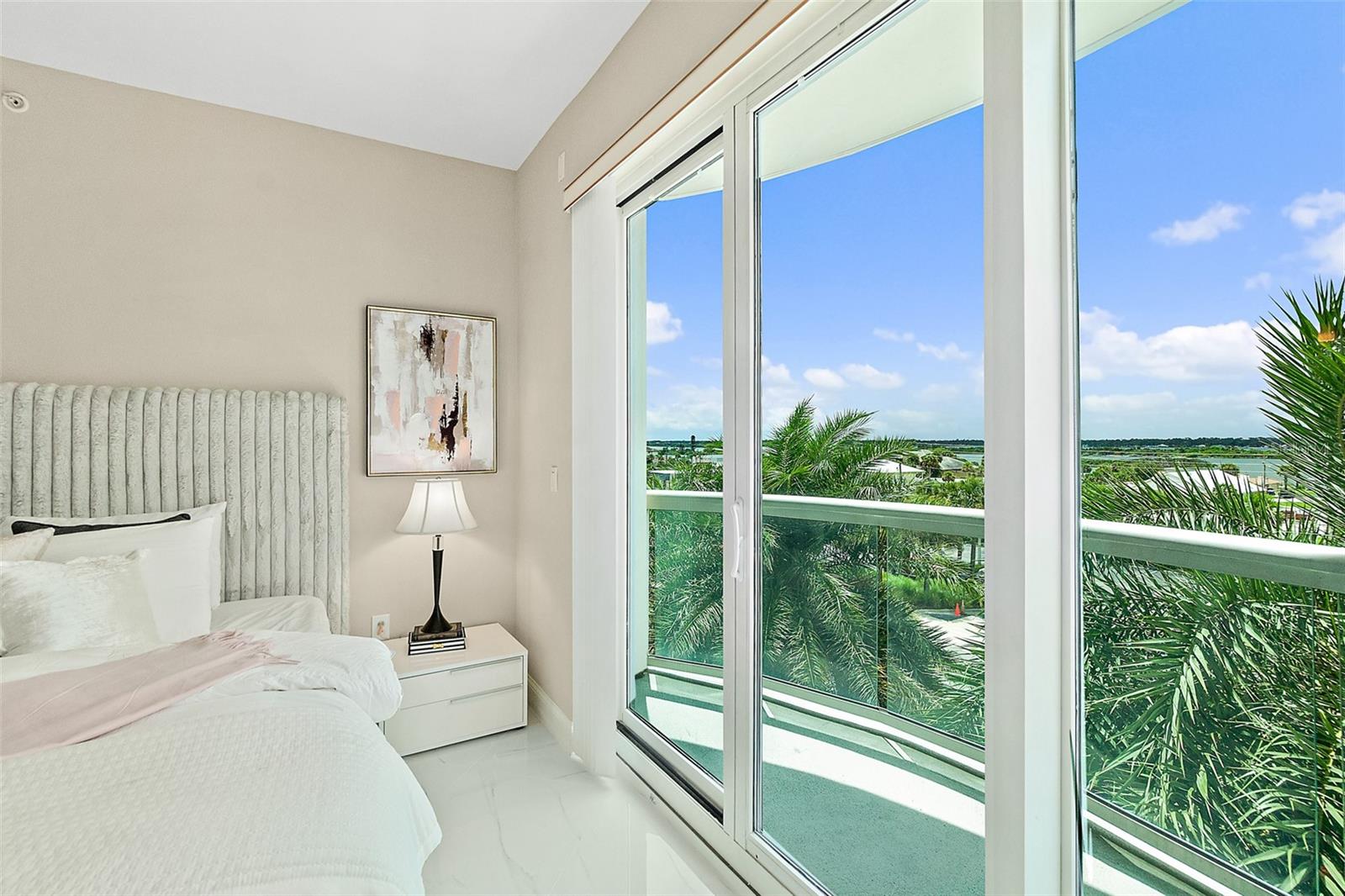 Image 41 of 61 For 3703 Atlantic Avenue 401