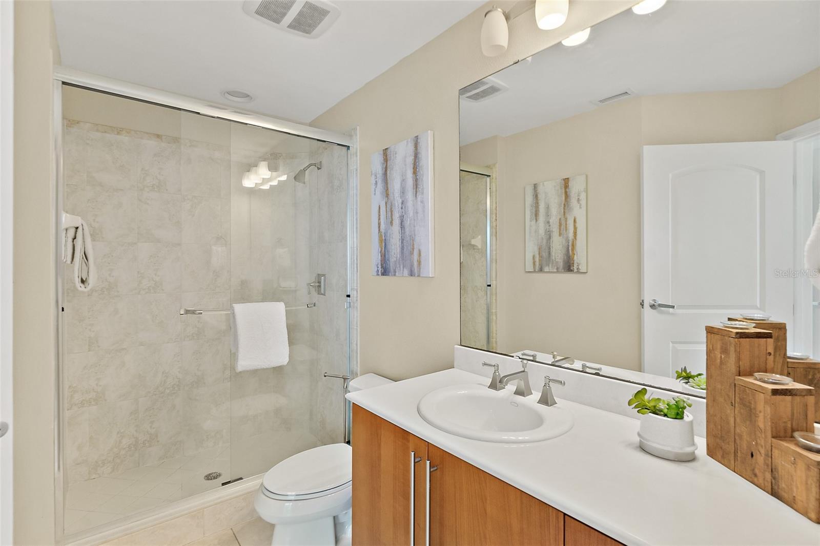 Image 46 of 61 For 3703 Atlantic Avenue 401